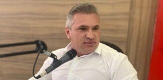 Julian Lemos afirma que Bolsonaro bateu na primeira-dama julian lemos diz que bolsonaro batia na mulher