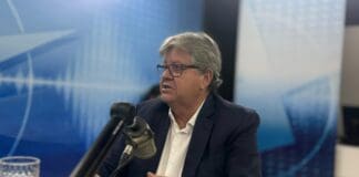 João Azevêdo minimiza rumores de rompimento entre Cícero Lucena e grupo governista na Paraíba