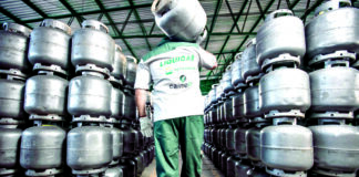 Gás do Povo: Governo Federal anuncia gás de cozinha gratuito para 15,5 milhões de famílias