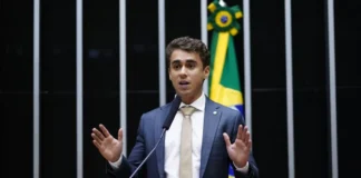Nikolas Ferreira é condenado a pagar R$ 12 mil a Felipe Neto por uso indevido de imagem