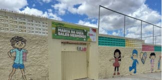 Histeria coletiva: alunos desmaiam após suposta invocação sobrenatural em escola da Paraíba