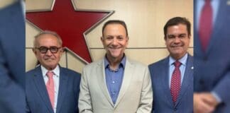 Cícero Lucena se reúne com presidente nacional do PT e discute pautas administrativas