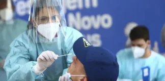Covid-19 volta a liderar hospitalizações por SRAG entre idosos no RJ e Amazonas
