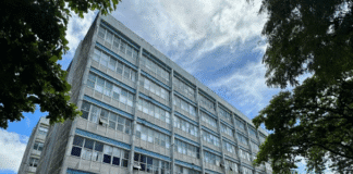 João Azevêdo veta ponto facultativo no aniversário de servidores da Paraíba