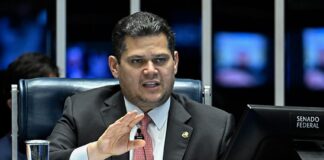 João Azevêdo sanciona título de Cidadão Paraibano ao senador Davi Alcolumbre