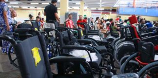 Governo da Paraíba inicia entrega de 450 cadeiras de rodas adaptadas