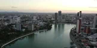 Prefeito quer regularizar quiosques do Açude Velho após despejo de esgoto
